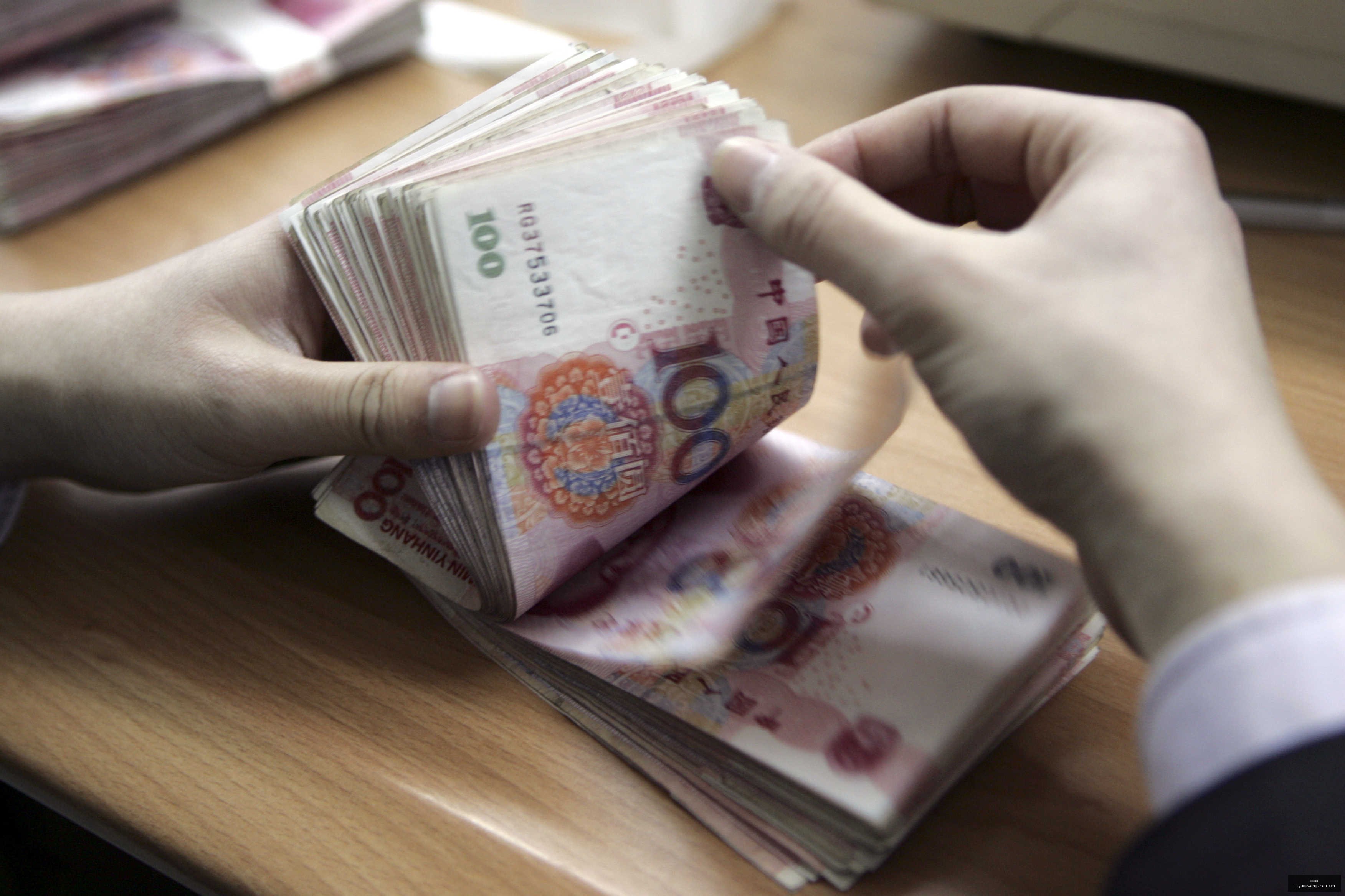 腾讯电竞新,赛事激战正,品牌战队争,乐球体育,乐球平台,体育竞猜,乐球娱乐,体育比分